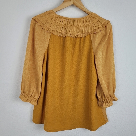Current air Los Angeles mustard ruffled chiffon floral peasant top - Picture 6 of 9